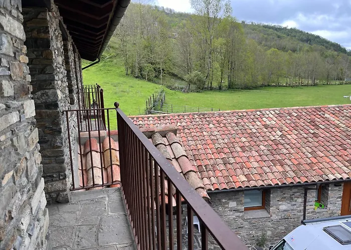 Les Planes Apartment