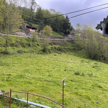 Les Planes Apartmán *